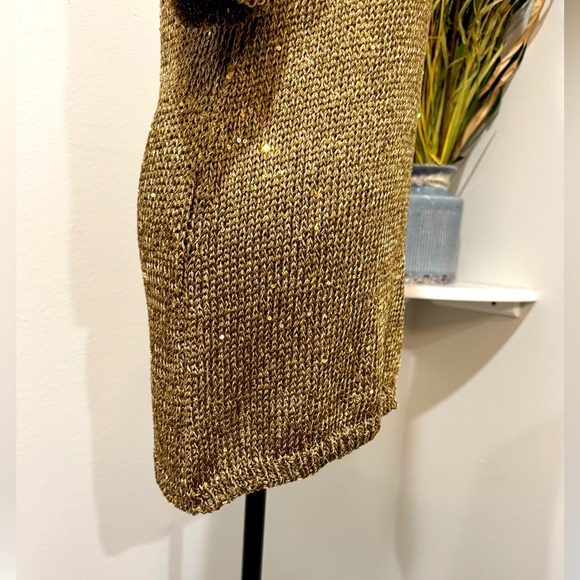 Roberto Collina Gold w/Sequence/ Flutter Sleeves/ Round neckline/ Italian Tunic - Picture 3 of 10